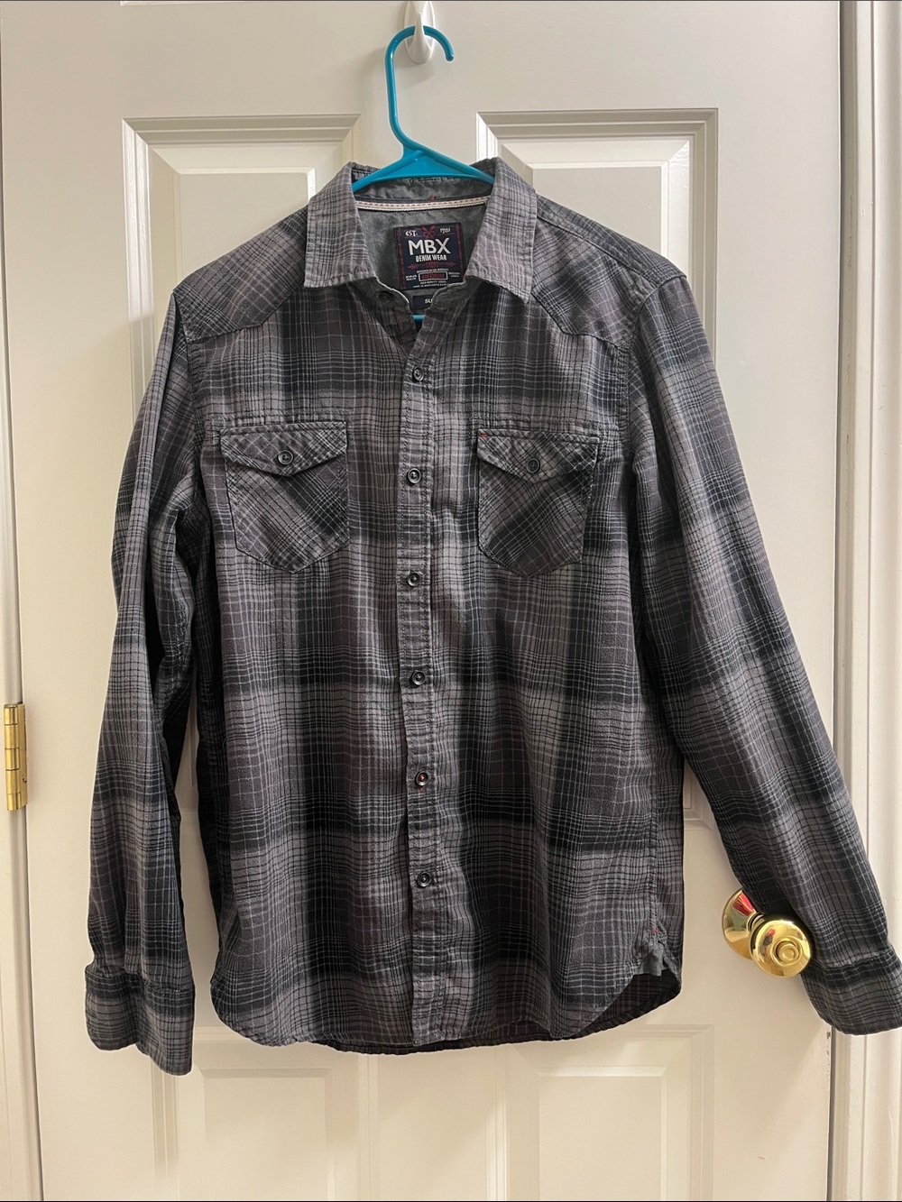 MBX Men's Black & Gray Plaid Button-Down Shirt